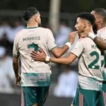 الأهلي يتعادل مع الفيحاء في سباق الصدارة بالدوري السعودي