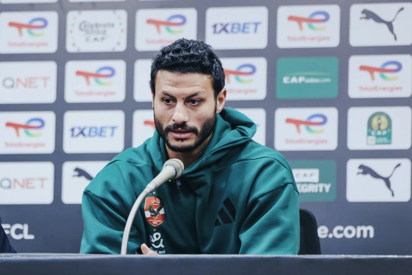 الشناوي يتواجد في مباراة الأهلي وبيراميدز لدعم الفريق