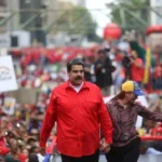 واشنطن تسمح لمادورو باستخدام أموال فنزويلية للدفاع عن نفسه