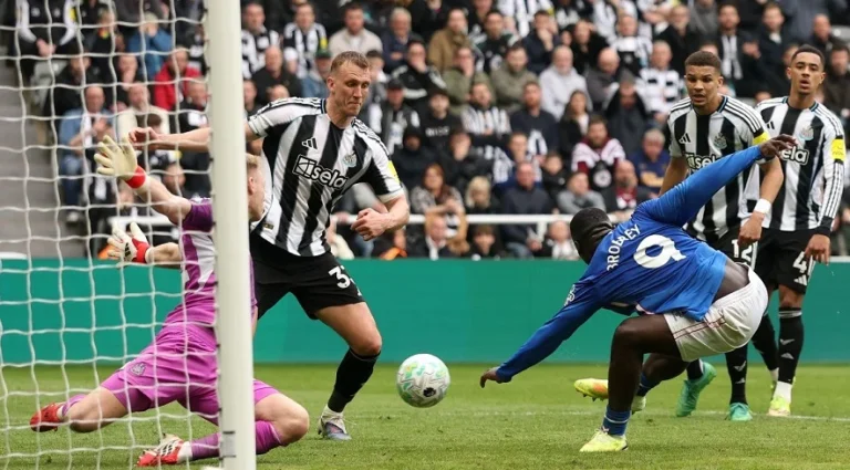 تشكيل نيوكاسل لمواجهة آرسنال في الدوري الإنجليزي