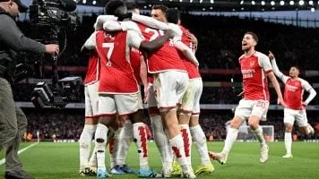 آرسنال يتصدر الدوري الإنجليزي بعد الفوز على نيوكاسل