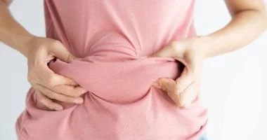 ارتباط دهون البطن بالهرمونات وعلاجاتها للنساء