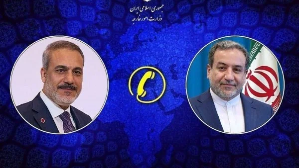 عراقجي يطلع نظيره التركي على تطورات وقف إطلاق النار