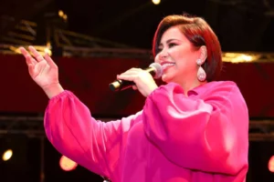 شيرين عبدالوهاب تعود للغناء بعد فترة غياب