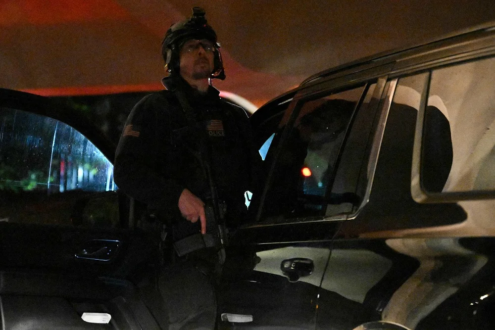 إصابة عنصر من جهاز الخدمة السرية أثناء حفل عشاء