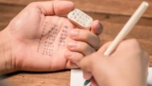 عقوبات صارمة لتسريب وغش الامتحانات في مصر