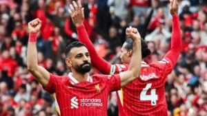 غياب محمد صلاح يؤثر على ليفربول أمام مانشستر يونايتد
