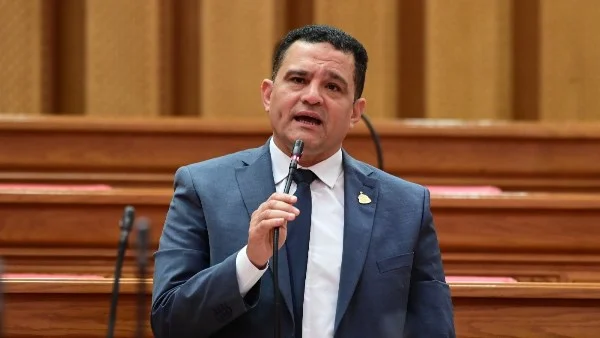 مقترح برلماني لتوسيع صرف أدوية التأمين الصحي بالقرى