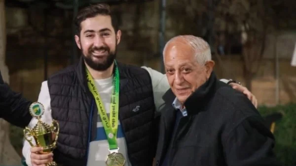 رسالة مؤثرة من نجل حسن المستكاوي لوالده