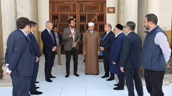 وفد أوزبكي يزور الجامع الأزهر للإشادة بعمارته ودوره العلمي