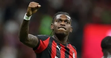 ميلان يطرح رافائيل لياو للبيع مقابل 60 مليون يورو