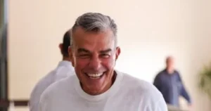 رؤية جديدة لتطوير أوضاع العاملين في الأهلي