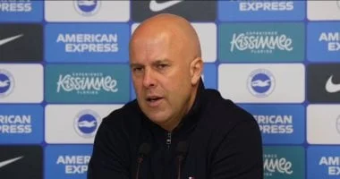 غضب جماهير ليفربول بعد استبعاد صلاح أمام سان جيرمان