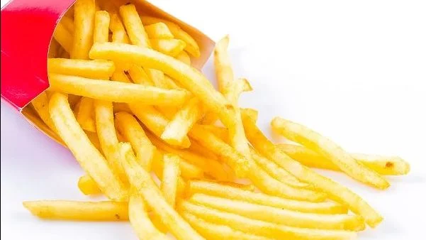 ابتكار طريقة صحية لتحضير البطاطس المقلية