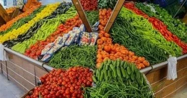 استقرار أسعار الخضروات والفاكهة في سوق العبور