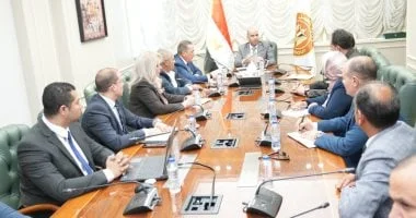 تعزيز الاستثمار: تعاون بين وزارة العمل وشركة أروجلو التركية