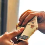 حكم إقراض المال مع كراهية الشخص لذلك