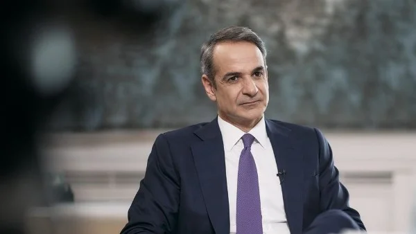 تعزيز الشراكة الاستراتيجية بين اليونان وفرنسا