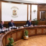 متابعة خطط تنمية سيناء لجذب الاستثمارات