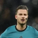 شلاجر حكماً لمباراة الأهلي وبيراميدز في الدوري المصري