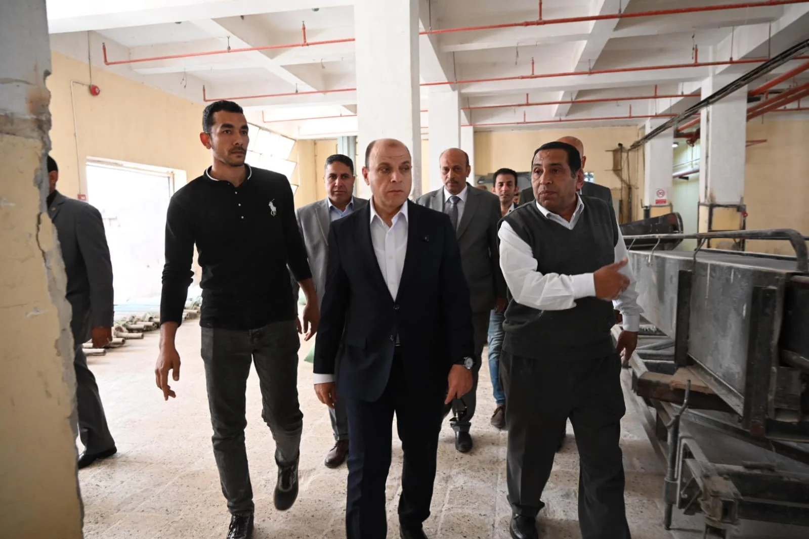 محافظ الغربية يشدد على أهمية الجودة في إنتاج الدقيق