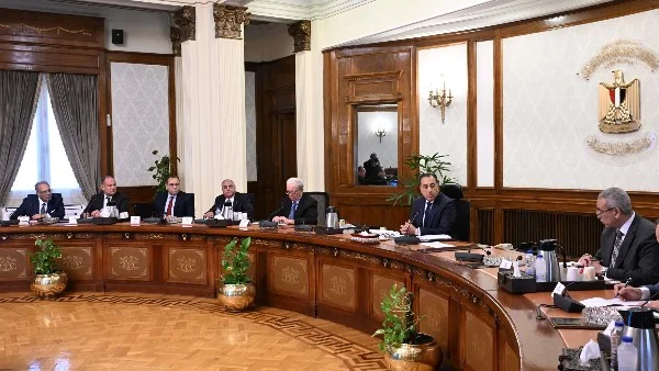 متابعة تطوير قطاع الغزل والنسيج في مصر