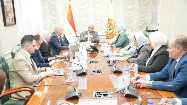 دعم استثمارات الملابس التركية وتوظيف الكفاءات في مصر