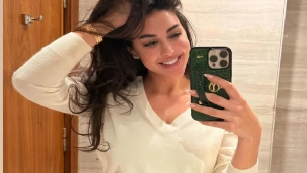 ياسمين صبري تخطف الأنظار بإطلالة جديدة على إنستجرام