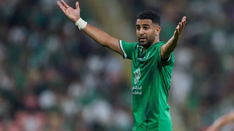 محرز يعادل إنجاز دروجبا ويقترب من إيتو وتوريه