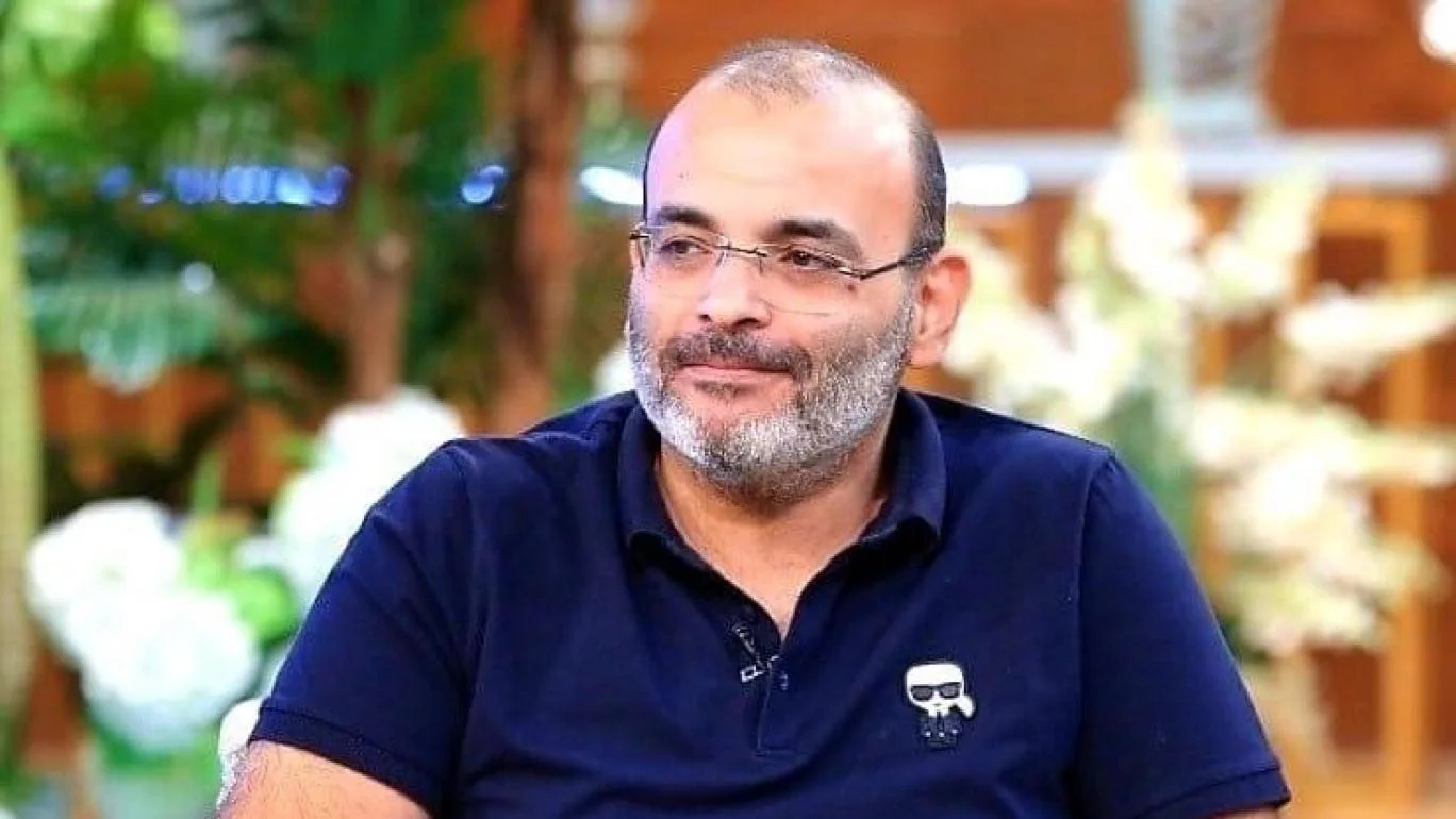 أيمن بهجت قمر ينفي شائعات زواجه السري