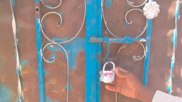 غلق 10 محلات في أسوان لأجانب مخالفين للقوانين