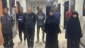 القبض على 10 أشخاص لتسول الأطفال بالجيزة