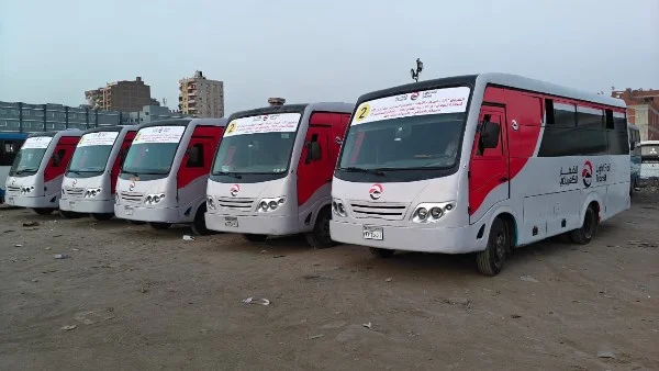بدء النقل الجديد بمدينة الشروق وخطة لتطوير الطرق