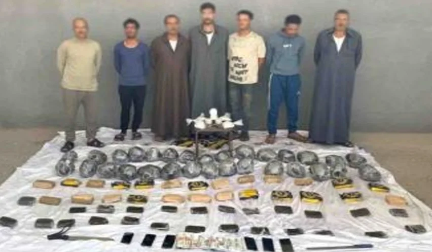 تفاصيل مداهمة بؤر المخدرات والأسلحة