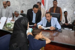 لقاء جماهيري لمحافظ سوهاج لبحث مطالب المواطنين