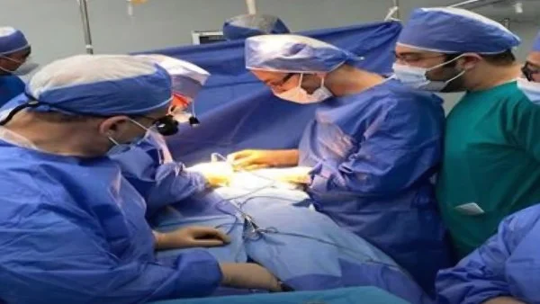 نجاح فريق طبي في استئصال ورم ضخم بالوجه والرقبة