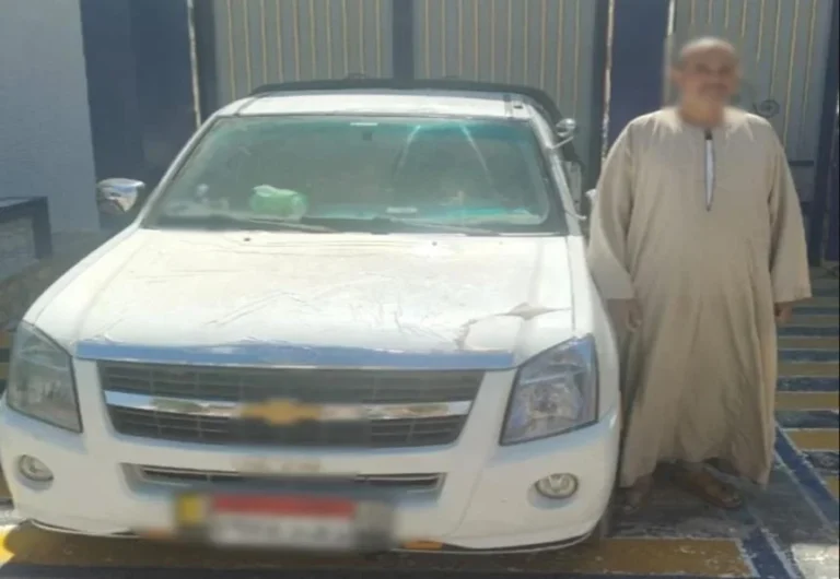 ضبط سائق ربع نقل بسبب إضاءة خطرة بالبحيرة