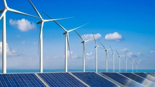 إشادة برلمانية بالتوسع في الطاقة المتجددة