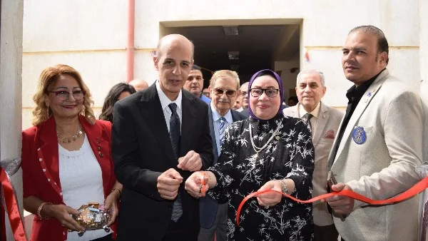 افتتاح المعرض السنوي للملابس بجامعة بني سويف