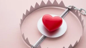 الفرق بين الحب الحقيقي والتعلق