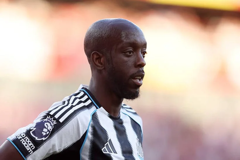 نيوكاسل يخطط لبيع يوان ويسا خلال الصيف