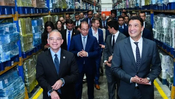 مركز توزيع جديد لتجارة السريعة في مصر