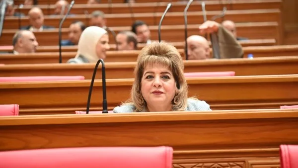 تحرك برلماني لمواجهة فوضى الإعلانات الطبية على السوشيال ميديا