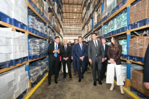 دمج التكنولوجيا الحديثة في التصنيع المحلي