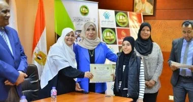 مؤسسة أبو العينين تكرم حفظة القرآن في الأزهر الشريف