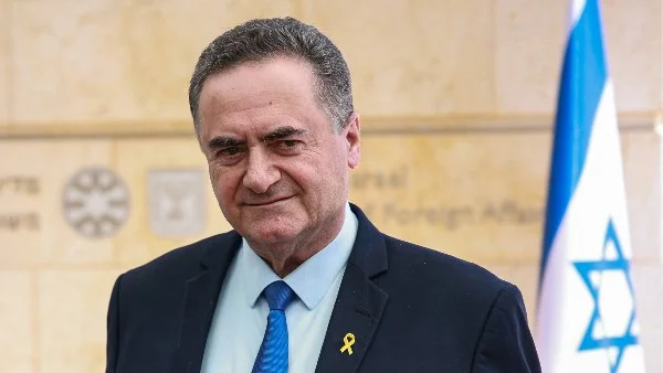 كاتس يأمر بتدمير البنية التحتية العسكرية في جنوب لبنان