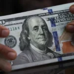 أسعار الدولار تتصدر المشهد في مصر اليوم