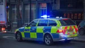 طعن شخصين في حي يهودي بلندن واعتقال المشتبه به