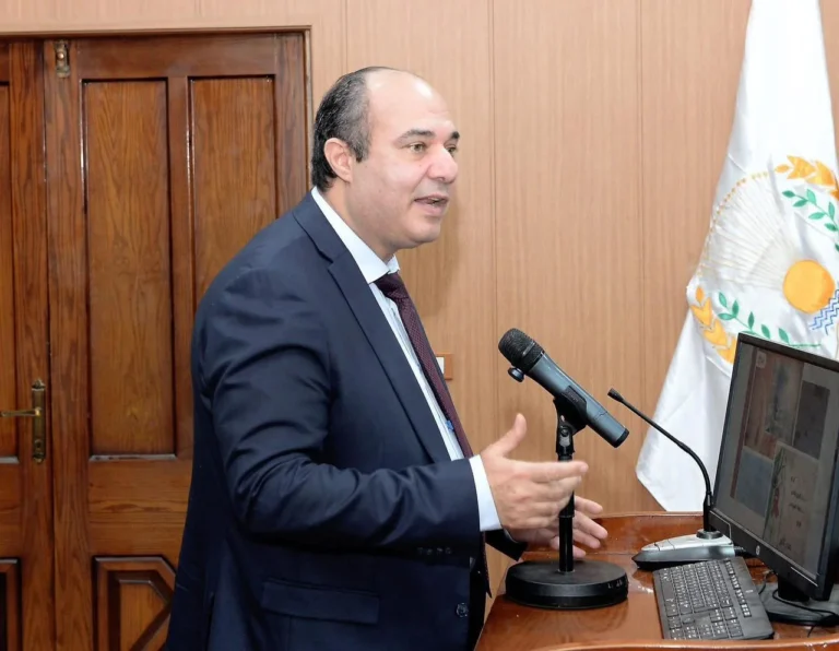 تجديد الثقة في وليد النحاس مديرًا لمركز أورام المنصورة