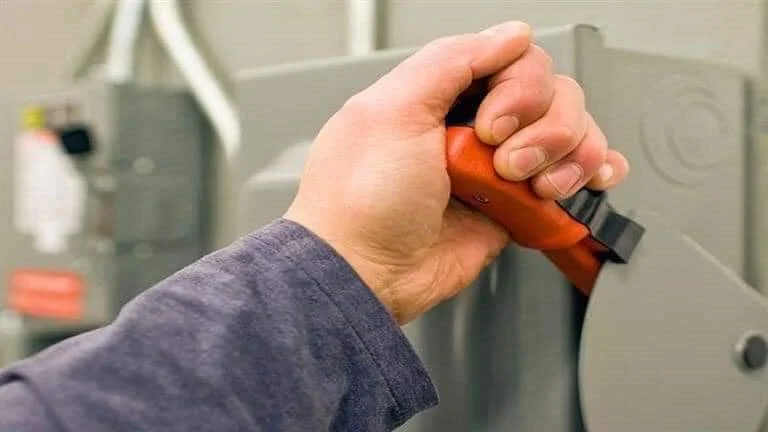 فصل الكهرباء عن 3 مناطق في بيلا بكفر الشيخ غدًا